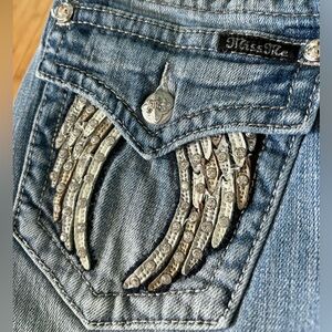 🪽 Miss Me Embellished Wing Skinny Jeans 🪽